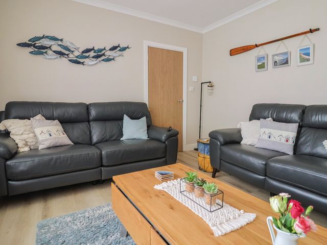 Cedar Drive - 1173784 - photo 3