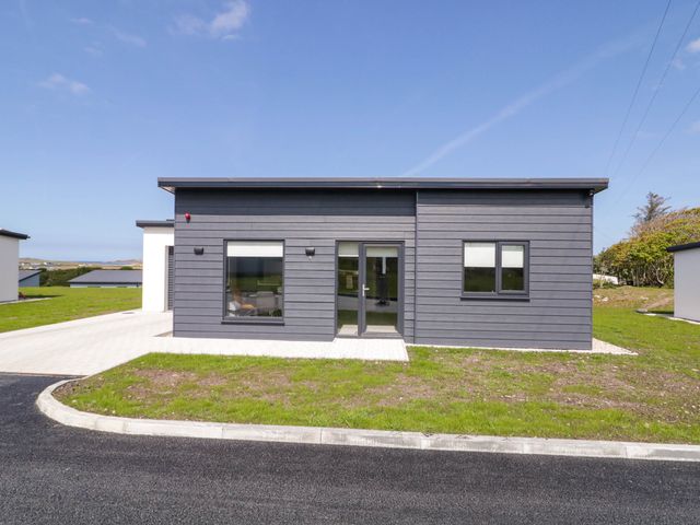 Number 2 Villa - The View - 1174209 - photo 2