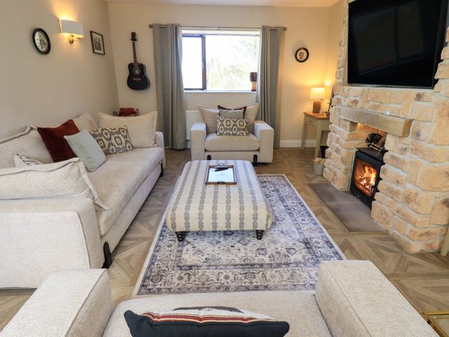 Yew Tree Cottage - 1174254 - photo 4