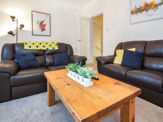 4 Lower Kessock Street - 1174338 - photo 2