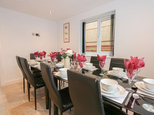 Criw Newydd - 1174488 - photo 4