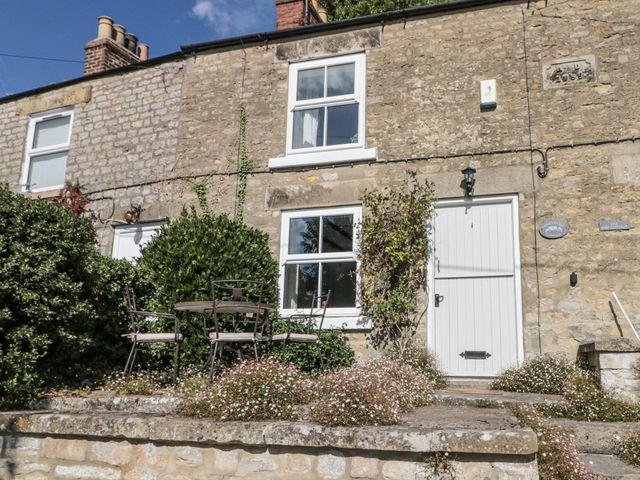 Honeysuckle Cottage - 1174608 - photo 1 