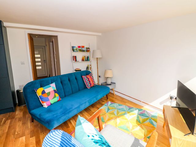 Yew Tree Cottage - 1174717 - photo 4
