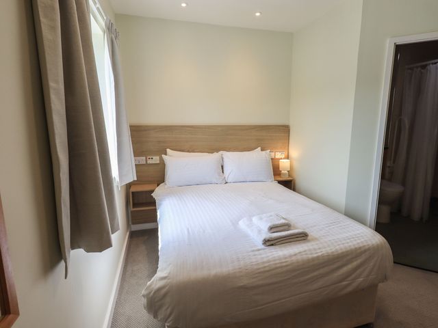 Jubilee First-floor Double Bedroom - 1174766 - photo 2