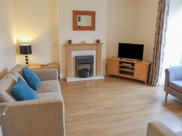 Jubilee Bungalow Pet Friendly Sleeps 4 - 1174769 - photo 2