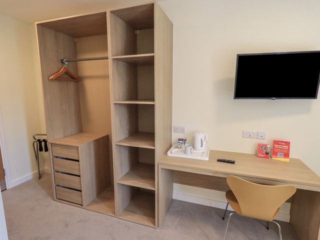 Jubilee Ground-floor Single Bedroom - 1174772 - photo 2
