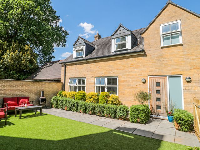The Coach House - 1175191 - photo 1 