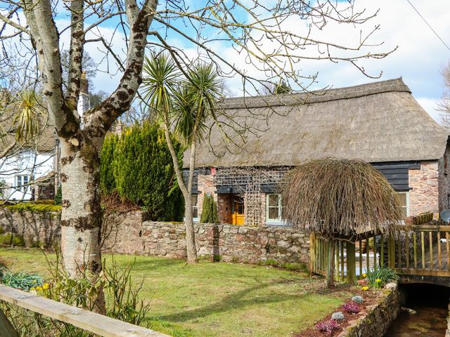 Meadow Thatch - 1175620 - photo 1