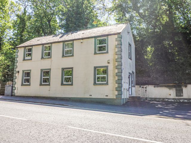 Flat 1, Omega Court - 1176764 - photo 1 