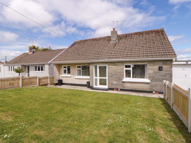 A house with a garden at No.1 Vanderhoof Way in Saundersfoot