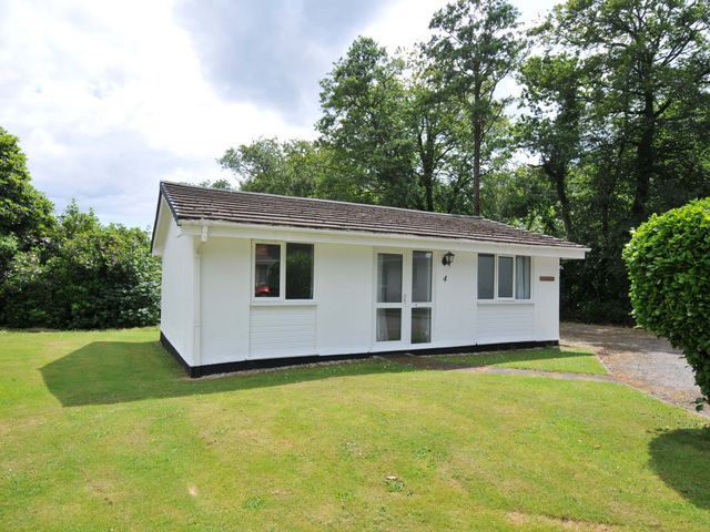 4 Rosecraddoc Lodge Holiday Bungalows - 1177550 - photo 2
