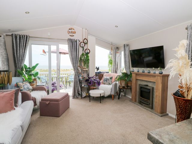 No. 2 - Seaview - 1177552 - photo 3