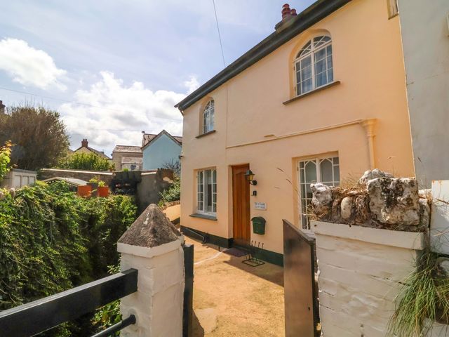 A house entrance with a garden area at Seacroft in Combe Martin