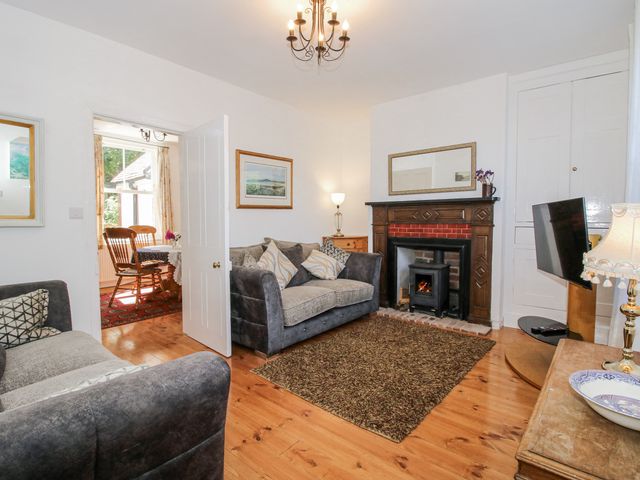 157 Watling Street South - 1178086 - photo 4