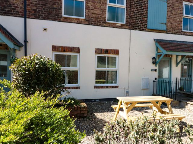 Chestnut Cottage - 1178304 - photo 2