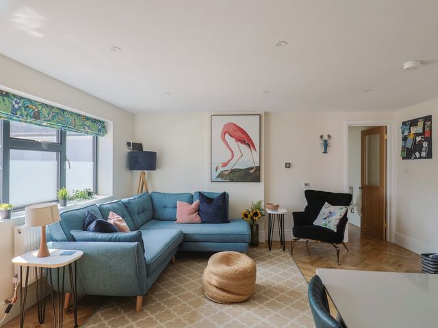 1 Mill Green Court - 1178651 - photo 2