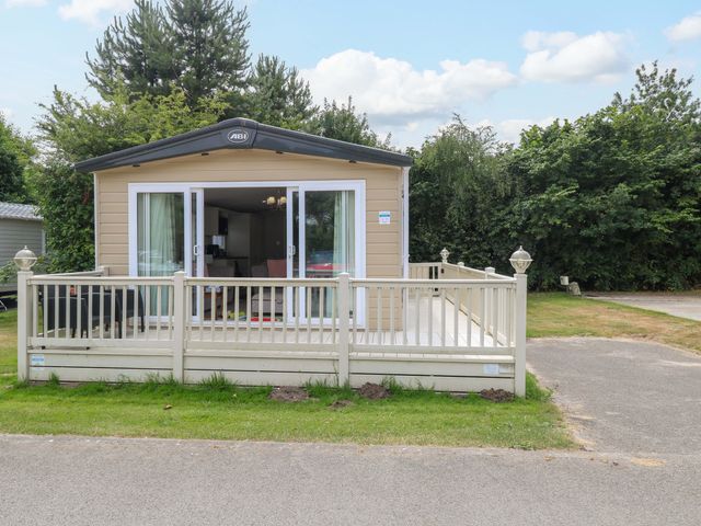 17 Castle Walk - 1179871 - photo 2