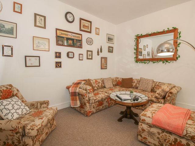 Apartment 1 The Bridge at Stanford Hotel - 1181771 - photo 4