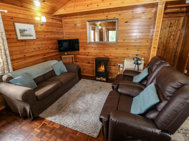Oak Lodge - 1181892 - photo 5