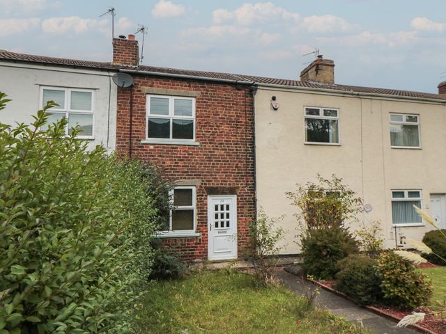 A house with a garden at 23 South Lackenby