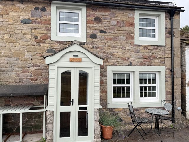 Ashtree Cottage - 1182417 - photo 2