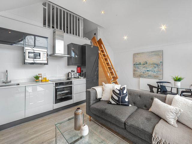 Southview Apartment - 1183366 - photo 4