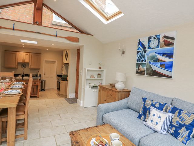 Shipwrights, 11 Coronation Road - 1183756 - photo 5