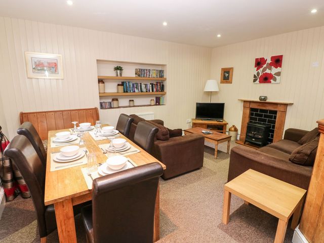 Lake Cottage - 1183916 - photo 4