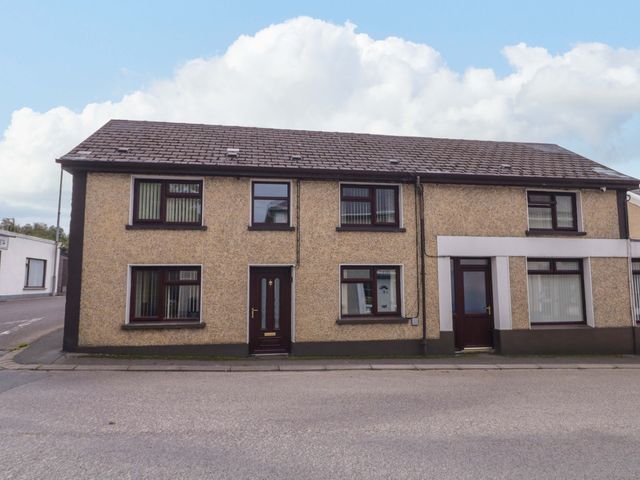 A house with multiple windows and doors at 4 Bed Property in Northern Ireland Garrison, County Fermanagh