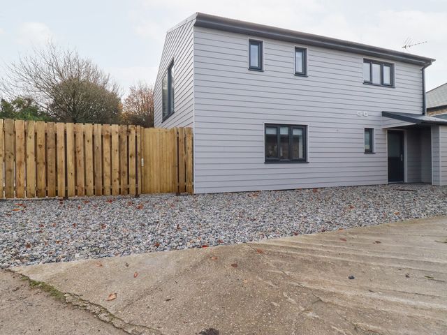 Barn 5 - 1184306 - photo 1 