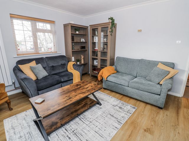 3 Leycester Court - 1184729 - photo 3