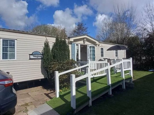 Cleethorpes Beach Holiday Park - Holiday Accommodation 10485 - 1184917 - photo 1 