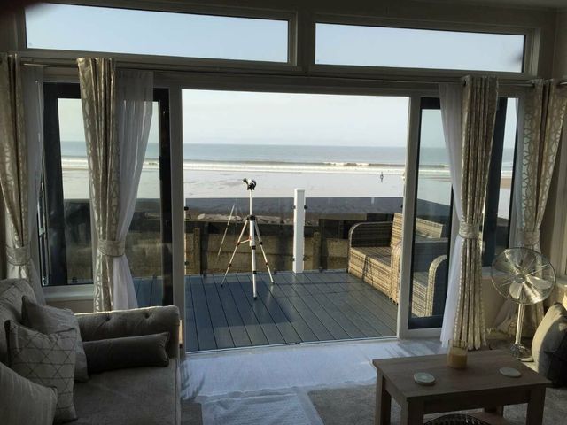 Trecco Bay - Holiday Accommodation 11784 - 1185105 - photo 1 