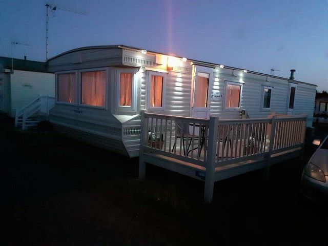 Elm Beach Caravan Park - Holiday Accommodation 11805 - 1185110 - photo 1 