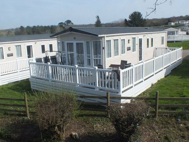 White Acres Holiday Park - Holiday Accommodation 119 - 1185125 - photo 1 