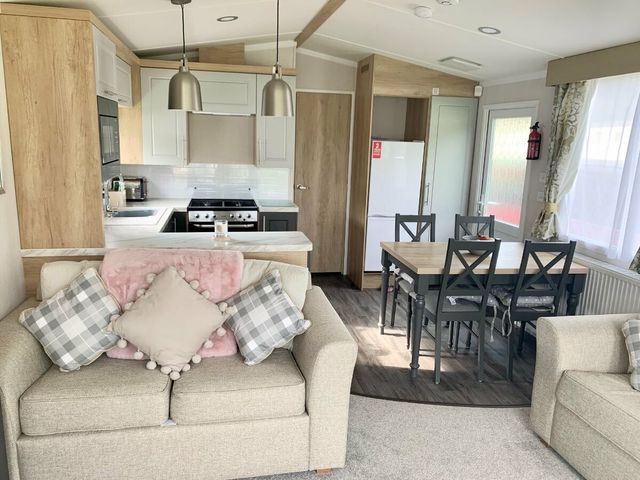 Quay West Holiday Park - Holiday Accommodation 12145 - 1185155 - photo 1 