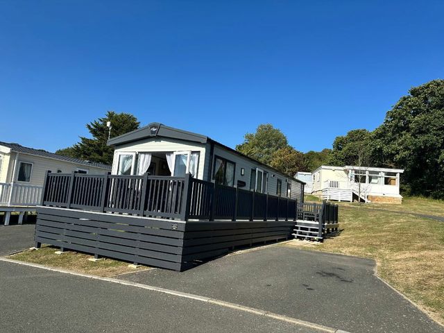 Whitecliff Bay Holiday Park - Holiday Accommodation 12642 - 1185231 - photo 1 