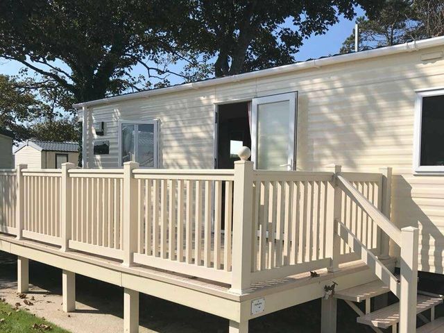 Hoburne Naish - Holiday Accommodation 12827 - 1185254 - photo 1 
