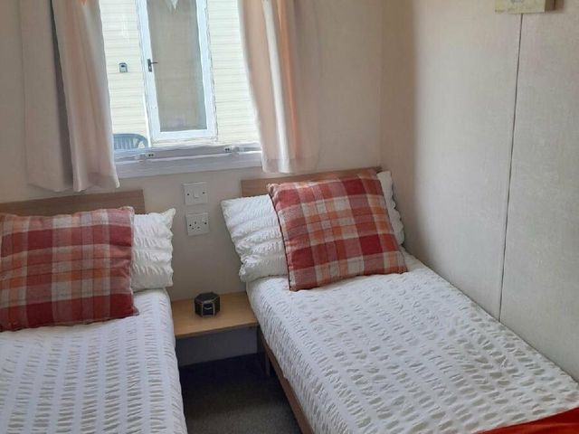 Trecco Bay - Holiday Accommodation 13054 - 1185296 - photo 1 
