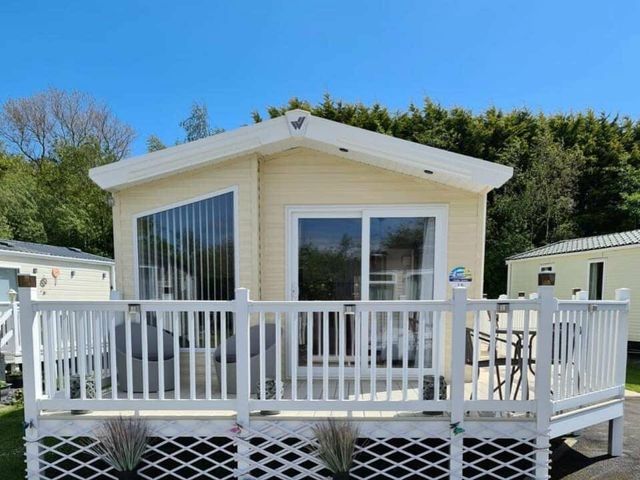 Burnham-on-Sea Holiday Park - Holiday Accommodation 13315 - 1185325 - photo 1 