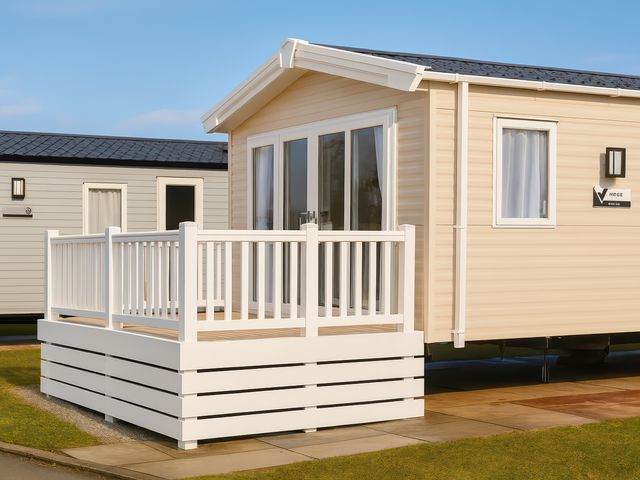 Lyons Sunnysands Holiday Park - Holiday Accommodation 13733 - 1185386 - photo 1 