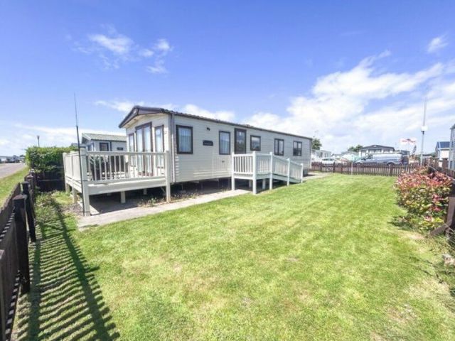 Unity Holiday Resort - Holiday Accommodation 13743 - 1185390 - photo 1 