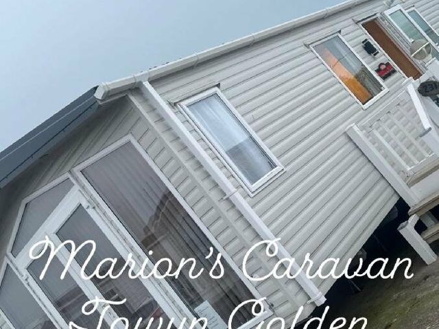 Golden Gate Holiday Centre - Holiday Accommodation 13856 - 1185408 - photo 1 