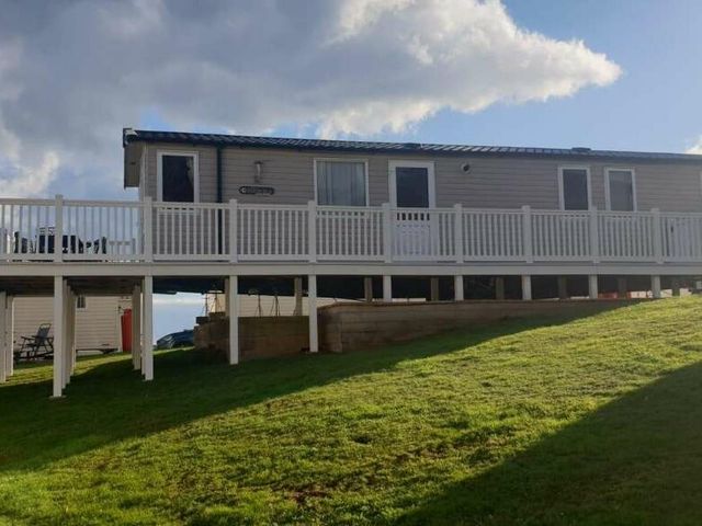 Devon Cliffs Holiday Park - Holiday Accommodation 13978 - 1185436 - photo 1 