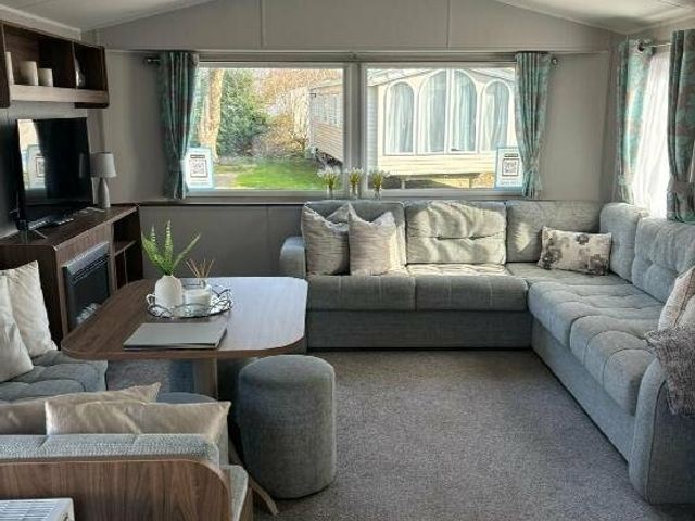 Marton Mere Holiday Village - Holiday Accommodation 14046 - 1185449 - photo 1 