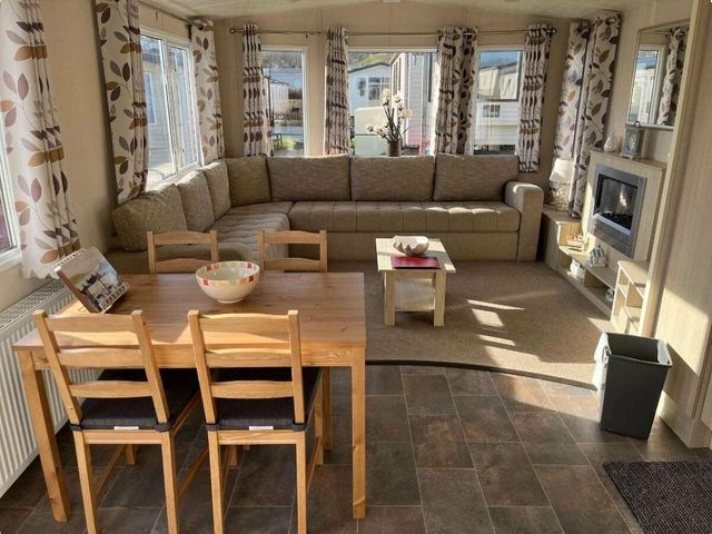 Ladram Bay Holiday Park - Holiday Accommodation 14056 - 1185452 - photo 1 