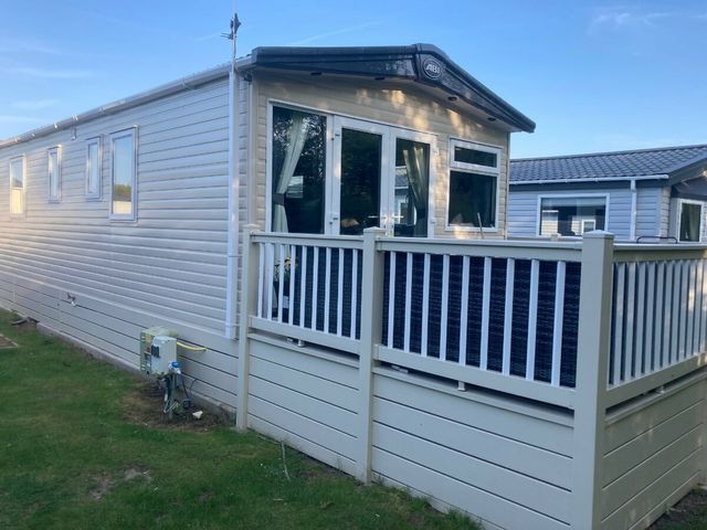 Carlton Meres Holiday Park - Holiday Accommodation 15178 - 1185699 - photo 1 