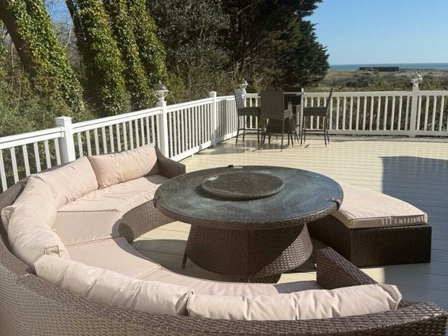 Pendine Sands - Holiday Accommodation 15340 - 1185732 - photo 1 