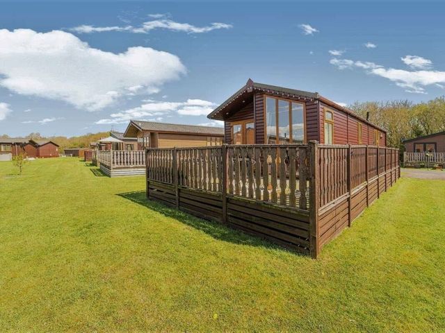 South Lakeland Leisure Village - Holiday Accommodation 15529 - 1185770 - photo 1 
