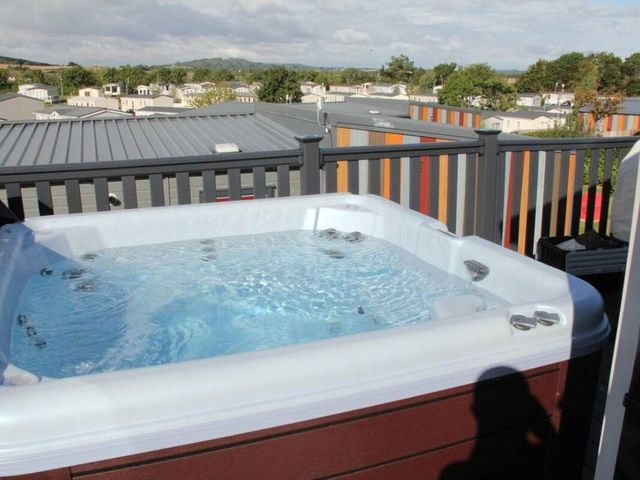 Whitecliff Bay Holiday Park - Holiday Accommodation 16182 - 1185937 - photo 1 